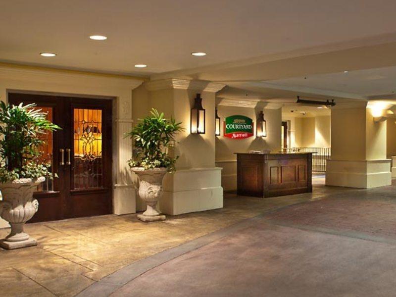 Courtyard By Marriott New Orleans French Quarter/Iberville Interior foto